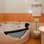 فندق Aqua- Konferencia Es Wellness 4*