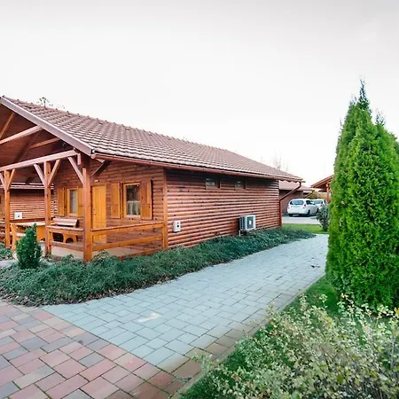 Отель Aqua- Konferencia Es Wellness 4*