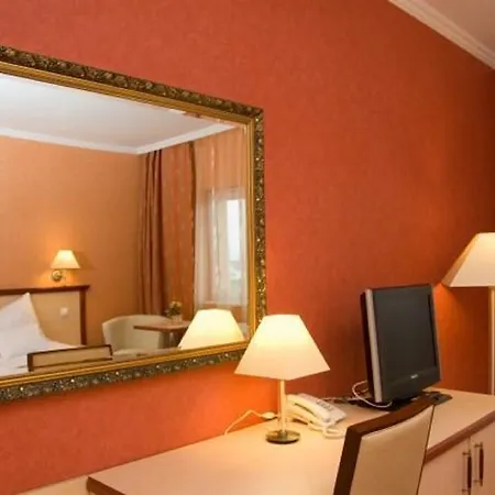 Aqua- Konferencia Es Wellness 4*