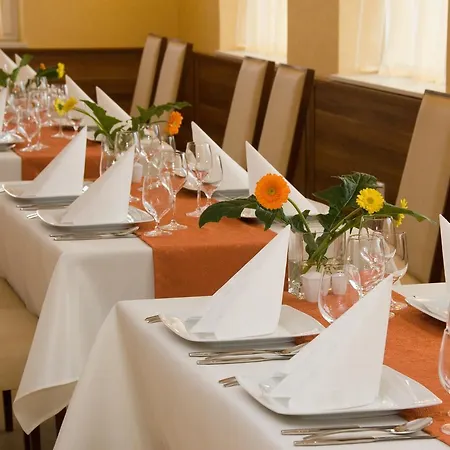 Hotel Aqua- Konferencia Es Wellness Cserkeszőlő
